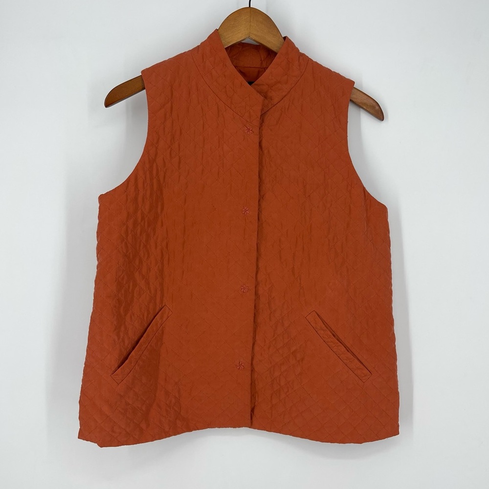 ✨Eileen Fisher Rust Orange 100% Silk Quilted Vest Small - Picture 8 of 16